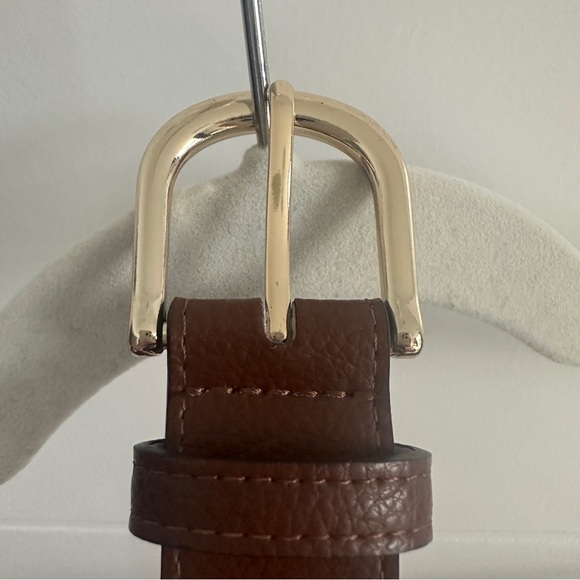 NWOT | H&M | Brown Faux Leather Belt w/ Gold Buckle - Picture 4 of 5